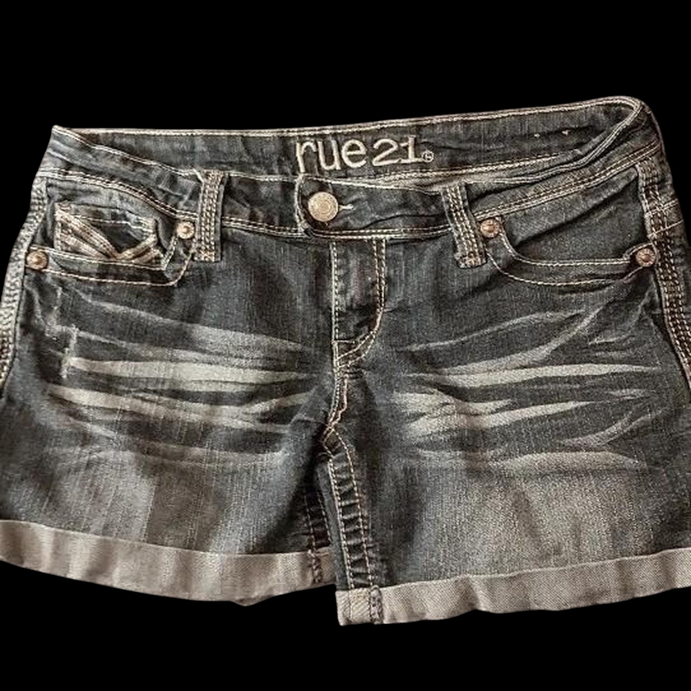 Rue21 Women's Faded Black Jean Shorts